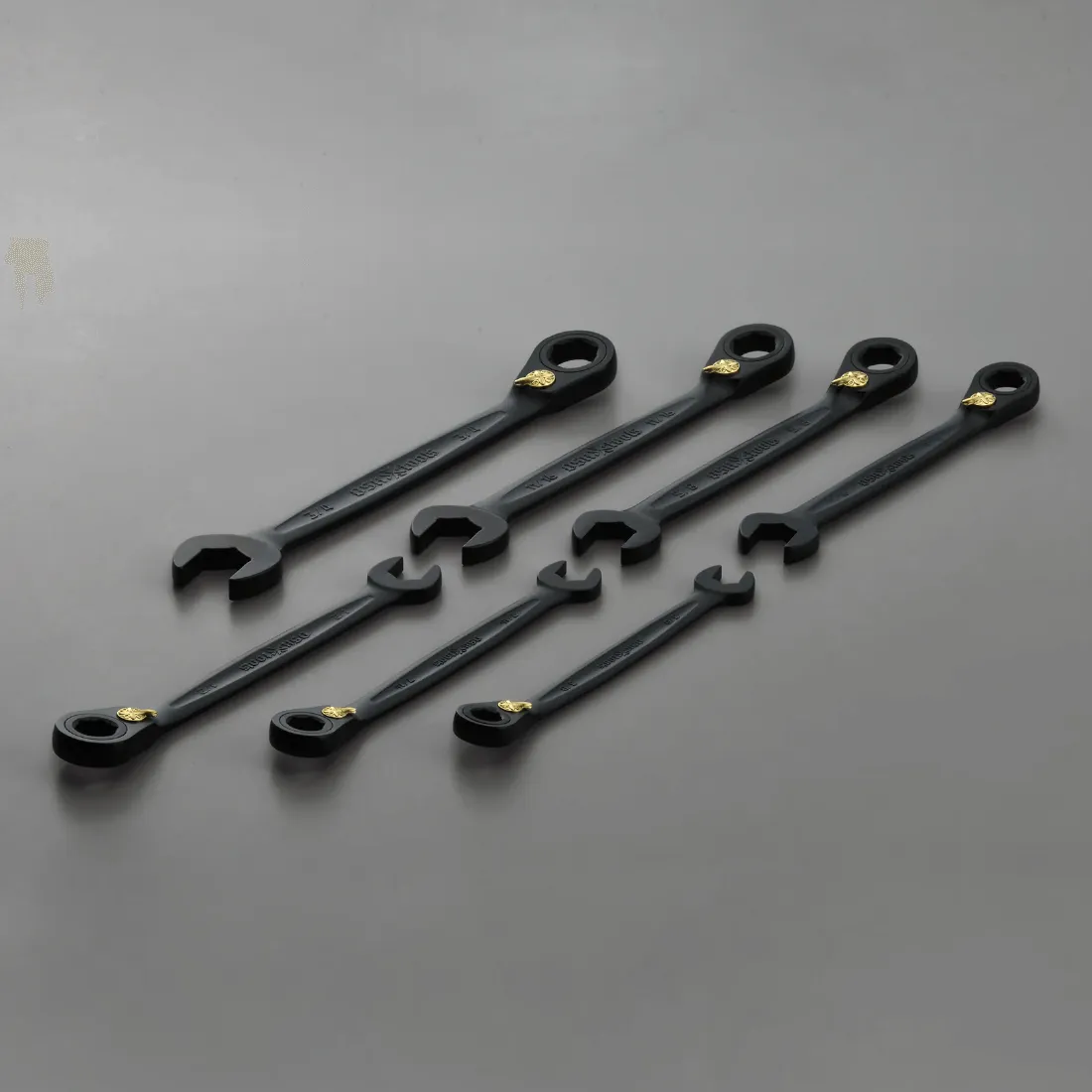 SAE Reversible Ratcheting Wrench Set (8 -Piece) SAE Reversible Ratcheting Wrench Set (8 -Piece)